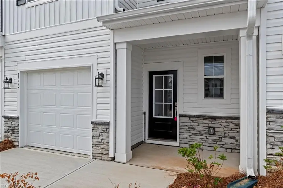 1858 Pheasant Trace Circle, Kernersville, NC 27284 - #3