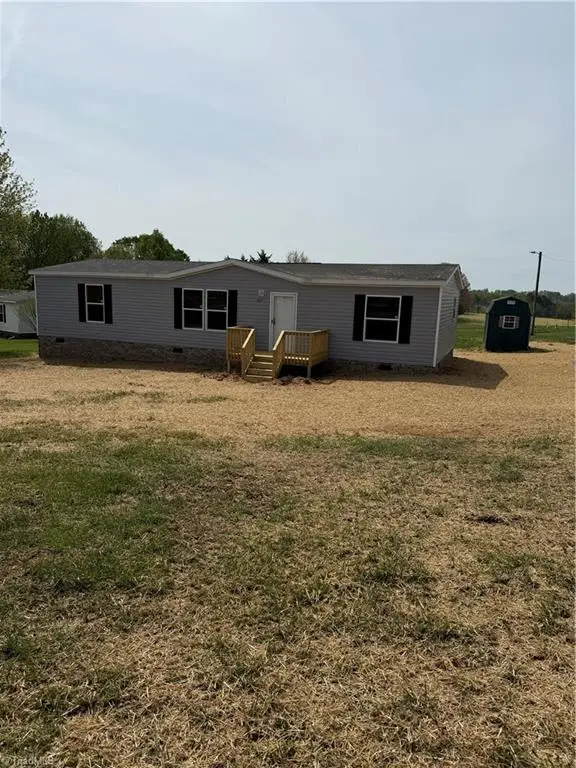 432 Pratt Road, Dobson, NC 27017 - #3