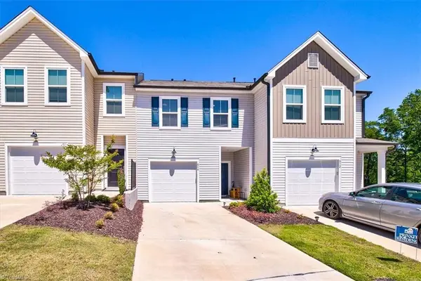 814 Falls Grove Trail, High Point, NC 27265