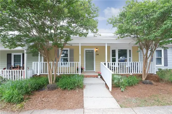 814 Guilford College Road #134, Greensboro, NC 27409