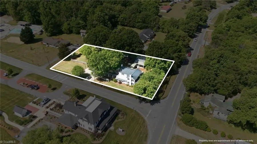 8827 Nc Highway 109, Wallburg, NC 27107 - #2