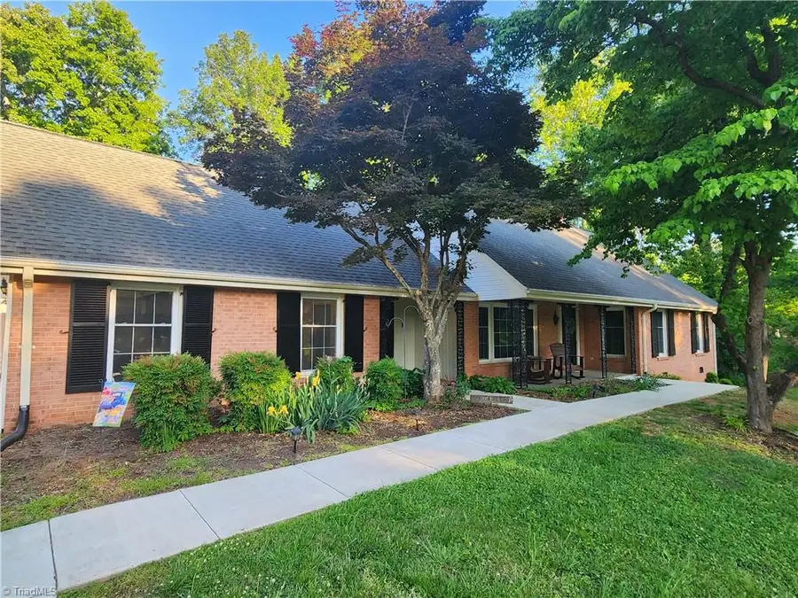 101 S 8th Avenue, Mayodan, NC 27027 - #2