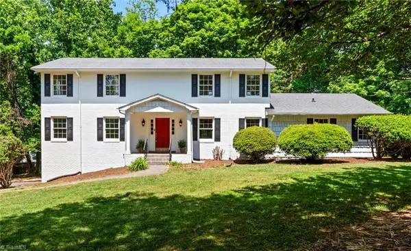 7015 Woodlark Court, Clemmons, NC 27012