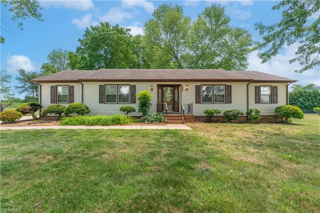 154 Meadowview Road, Mocksville, NC 27028 - #1