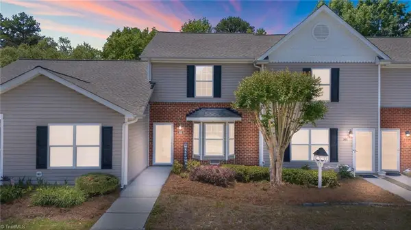 302 Carrington Lane, Thomasville, NC 27360