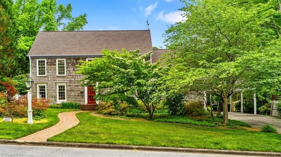 2109 Medford Lane, Greensboro, NC 27408 - #2