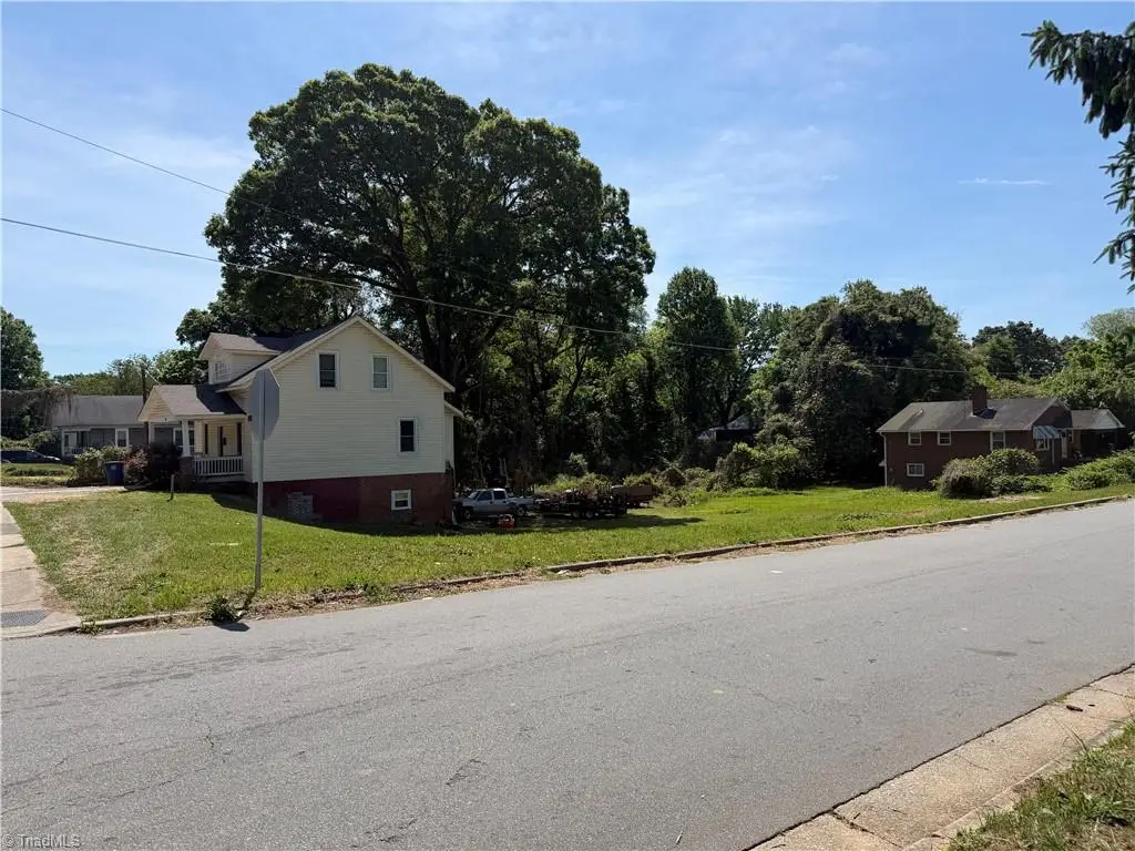 2423 N Dunleith Avenue, Winston Salem, NC 27105 - #1