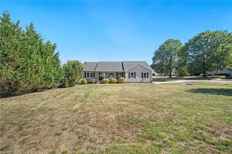 102 Birchwood Court, Trinity, NC 27370 - #3
