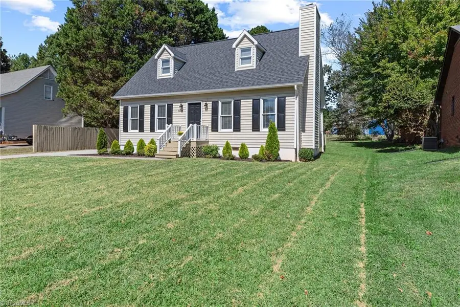5525 Moravian Heights Lane, Clemmons, NC 27012 - #3