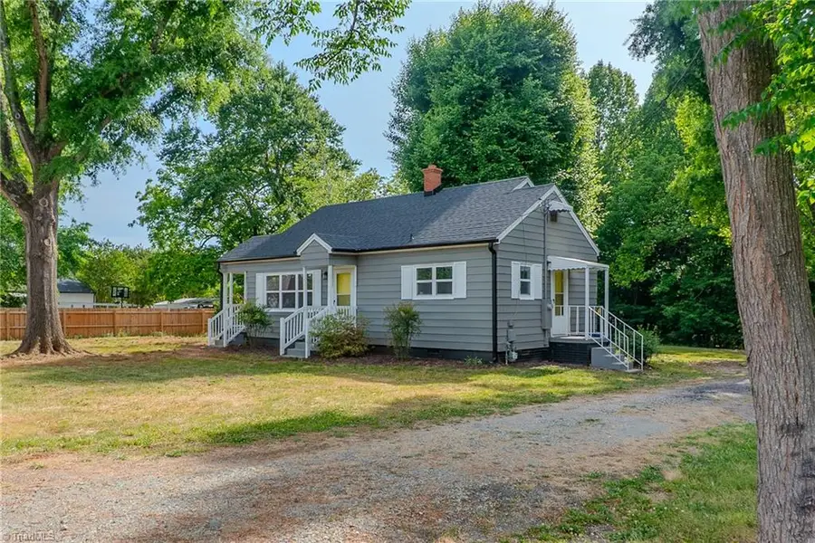 519 N Staley Street, Liberty, NC 27298 - #2