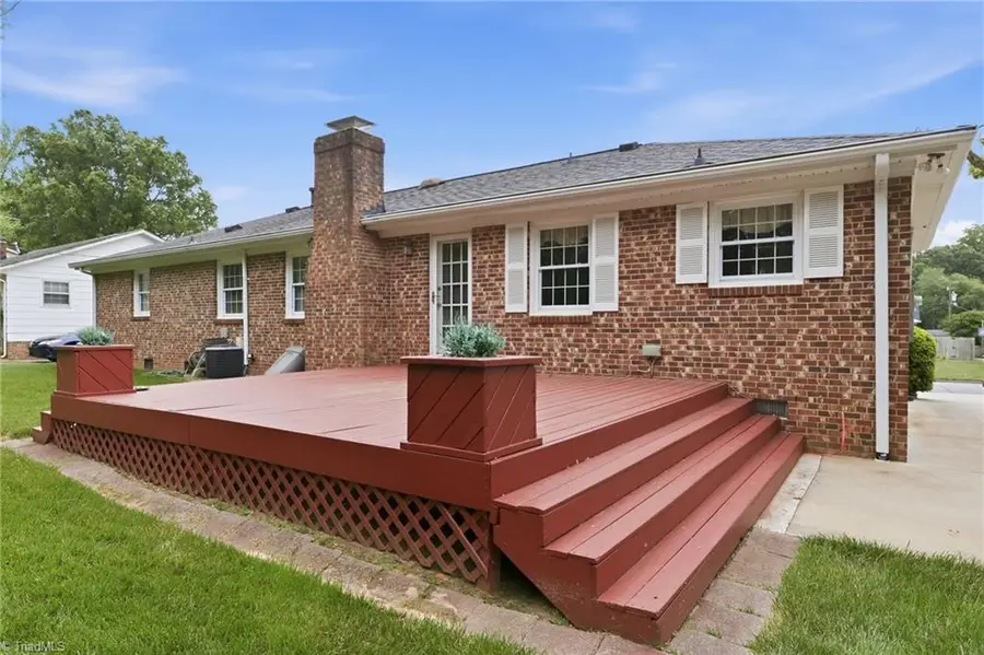 3420 Glouchester Lane, Greensboro, NC 27410 - #3