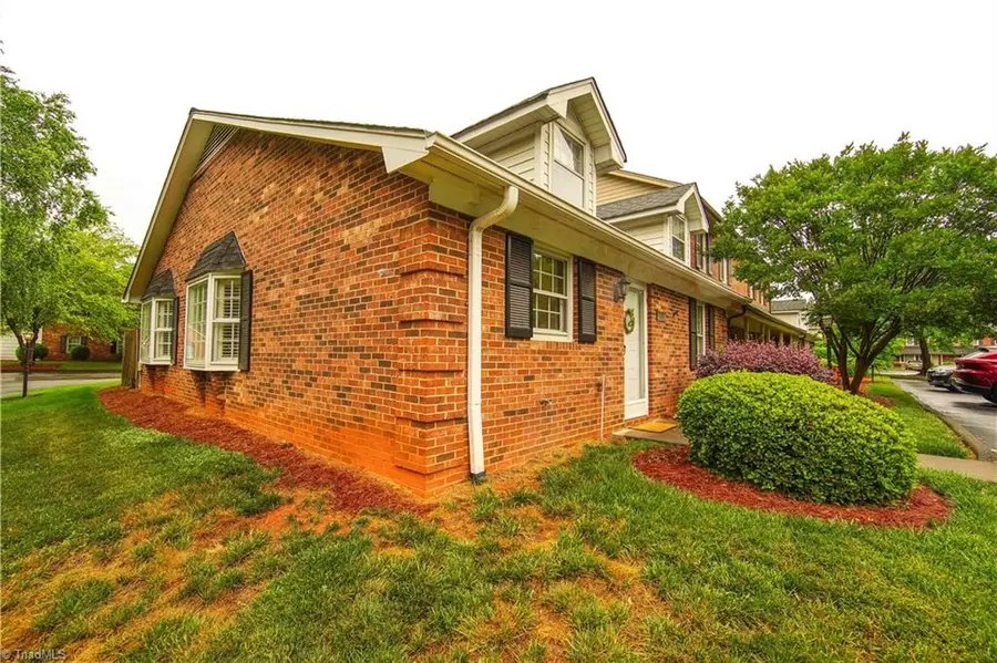 136 Chrisfield Circle, Winston Salem, NC 27104 - #2