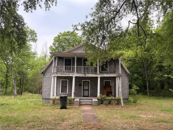 1611 Meadow Road, Eden, NC 27288
