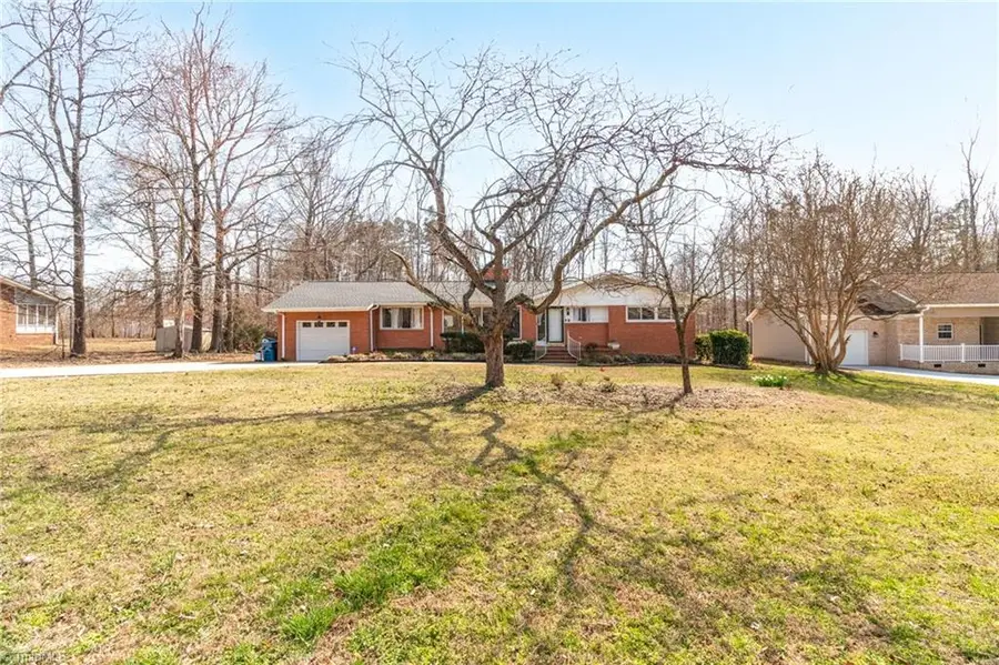4220 Farlow Drive, Greensboro, NC 27406 - #3