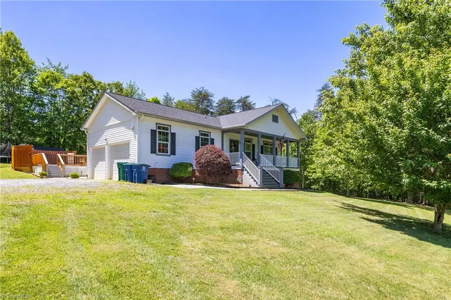 272 Victoria Circle, Madison, NC 27025 - #2
