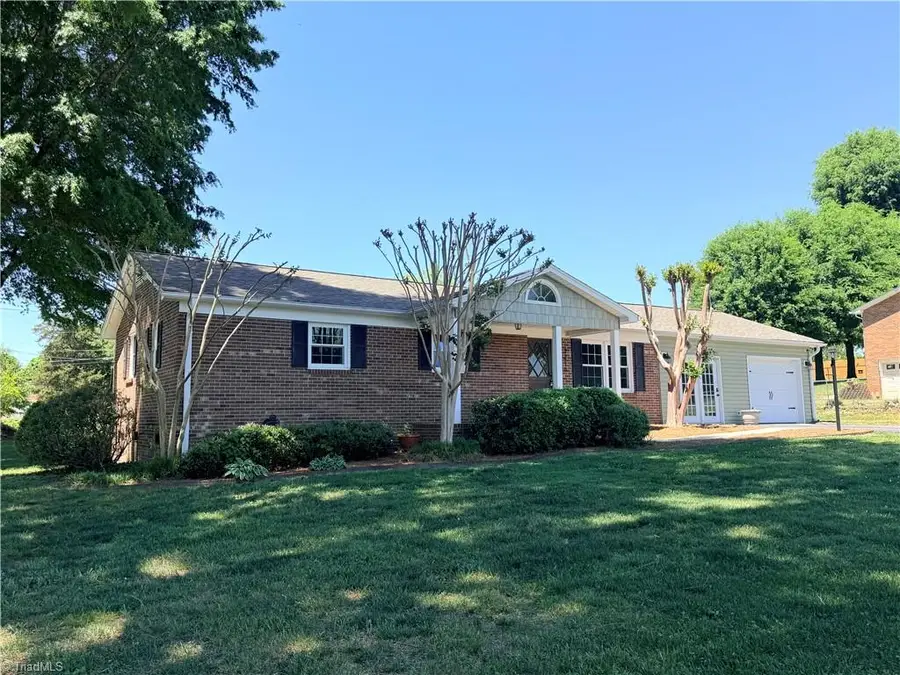3216 Country View Road, Jonesville, NC 28642 - #2