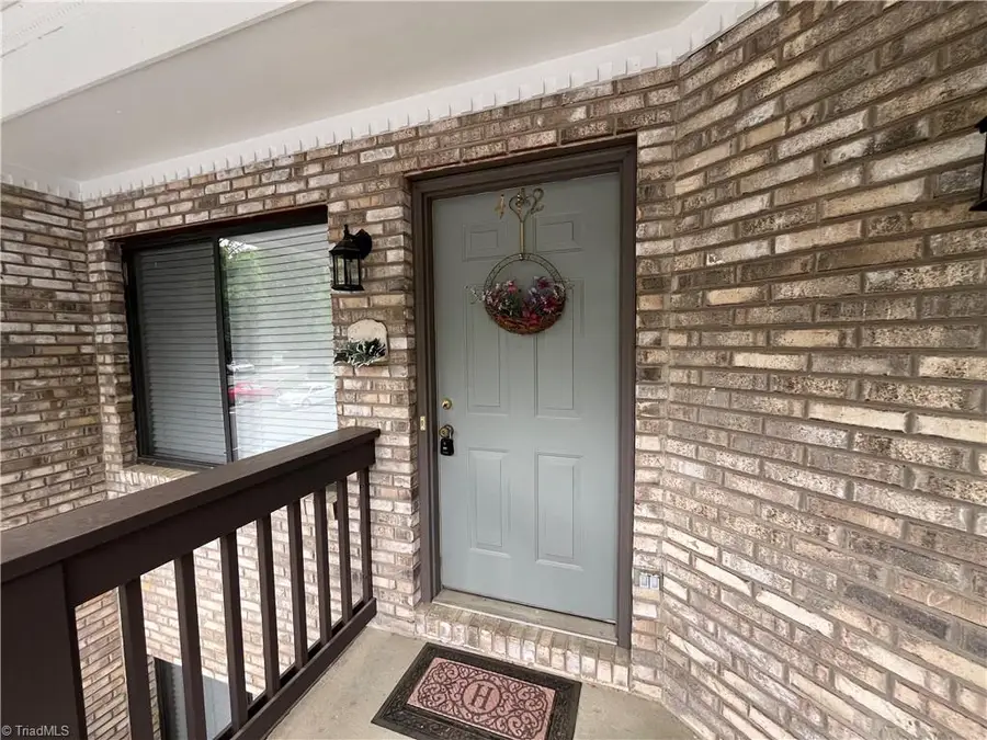412 Liberty Place, Archdale, NC 27263 - #2