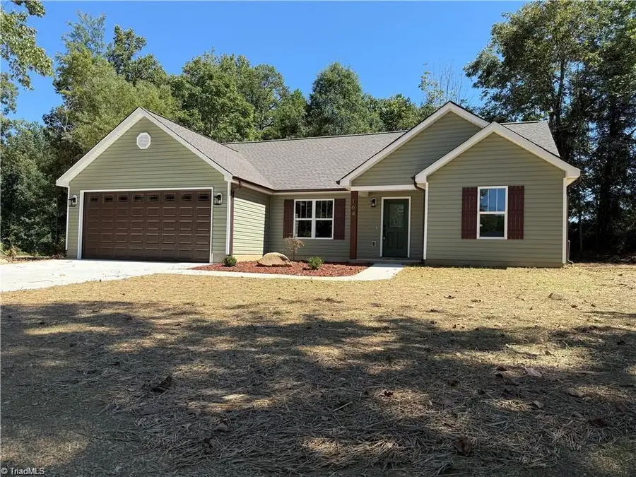 226 Holland Lane, Thomasville, NC 27360 - #3