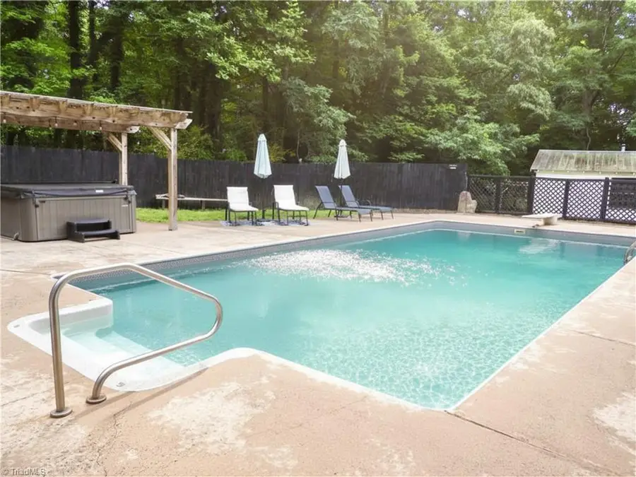 180 Sharmill Drive, Reidsville, NC 27320 - #2