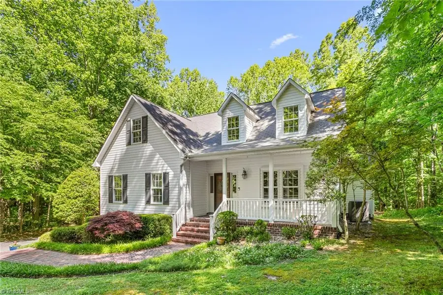 902 & 904 Raylewood Court, Greensboro, NC 27406 - #3