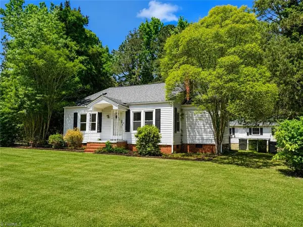 1208 W Vandalia Road, Greensboro, NC 27406