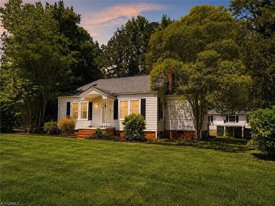 1208 W Vandalia Road, Greensboro, NC 27406 - #2