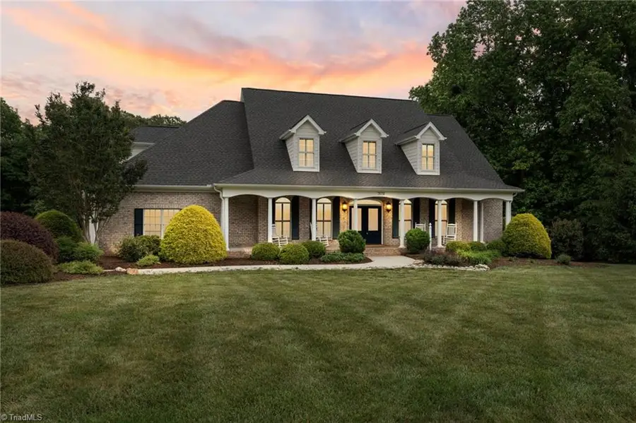 7572 Haw Meadows Drive, Kernersville, NC 27284 - #3