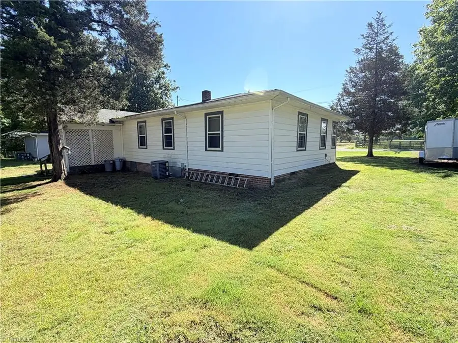 375 County Home Road, Lexington, NC 27292 - #3