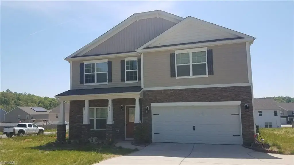 3267 Grandview Club Road, Pfafftown, NC 27040 - #1