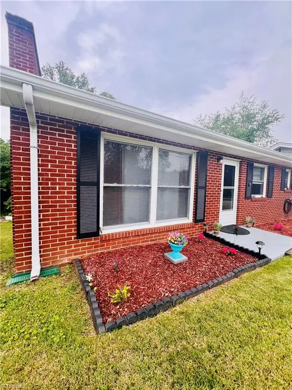 2556 Westfield Road, Mount Airy, NC 27030 - #3
