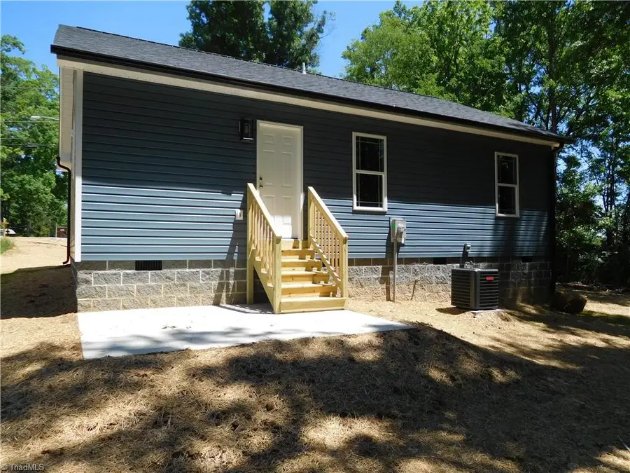 140 Crestwood Circle, High Point, NC 27260 - #3