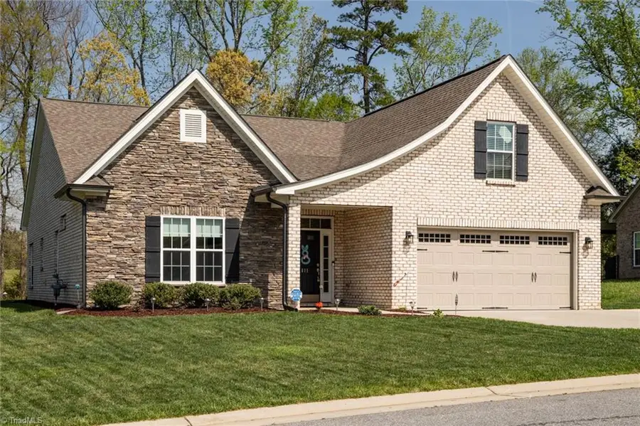 411 Freemont Drive, Thomasville, NC 27360 - #2