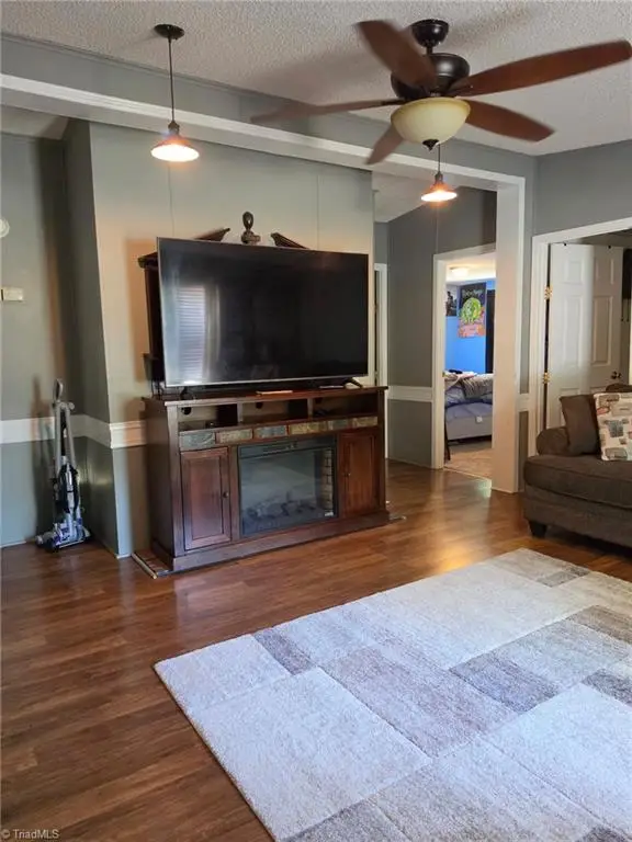 1045 Apple Blossom Lane, Burlington, NC 27217 - #3