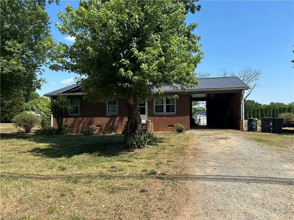 8721 Linwood Southmont Road, Lexington, NC 27292 - #1