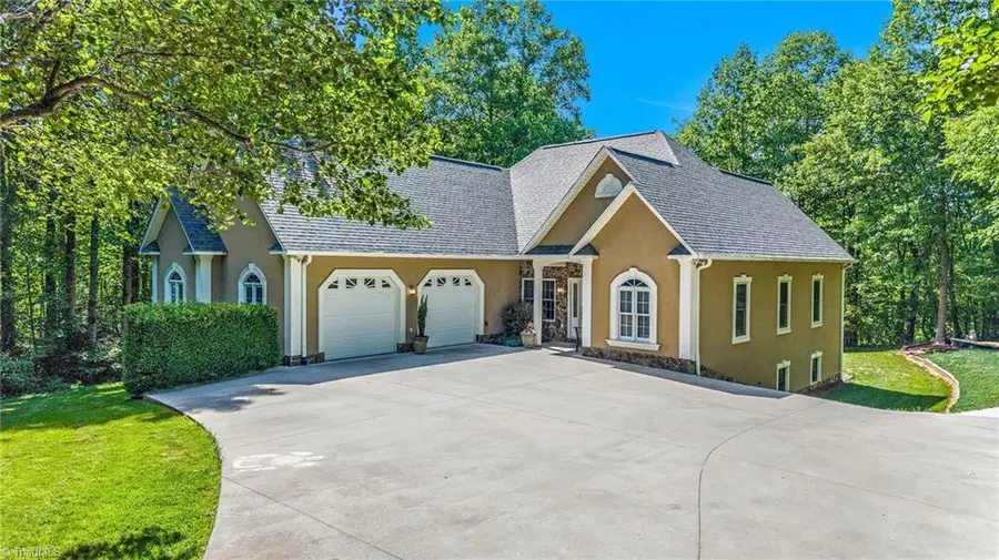 5222 N Nc Highway 16, Millers Creek, NC 28651 - #2