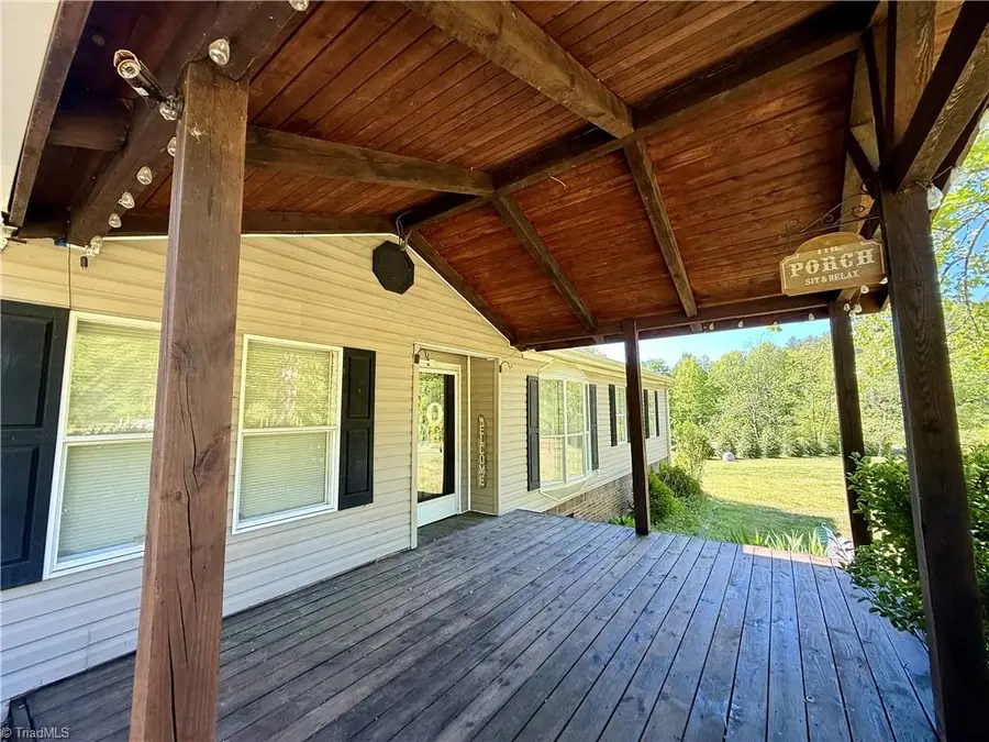 1038 Blackburn Hollow Road, Purlear, NC 28665 - #3