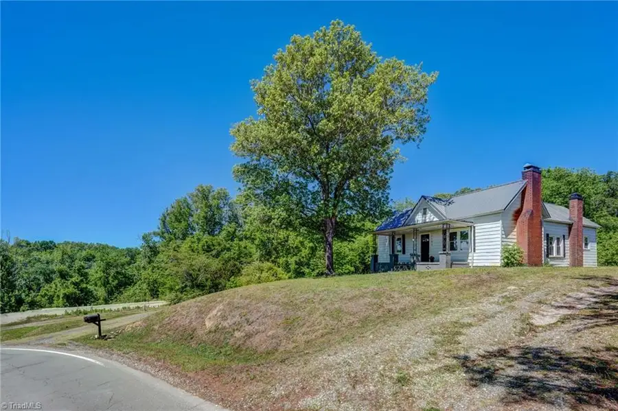 2102 Carolina Mill Road, Burlington, NC 27217 - #2