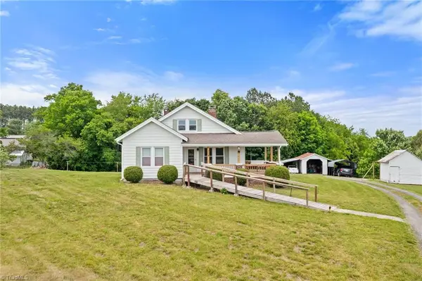 154 Adventure Trail, Mount Airy, NC 27030