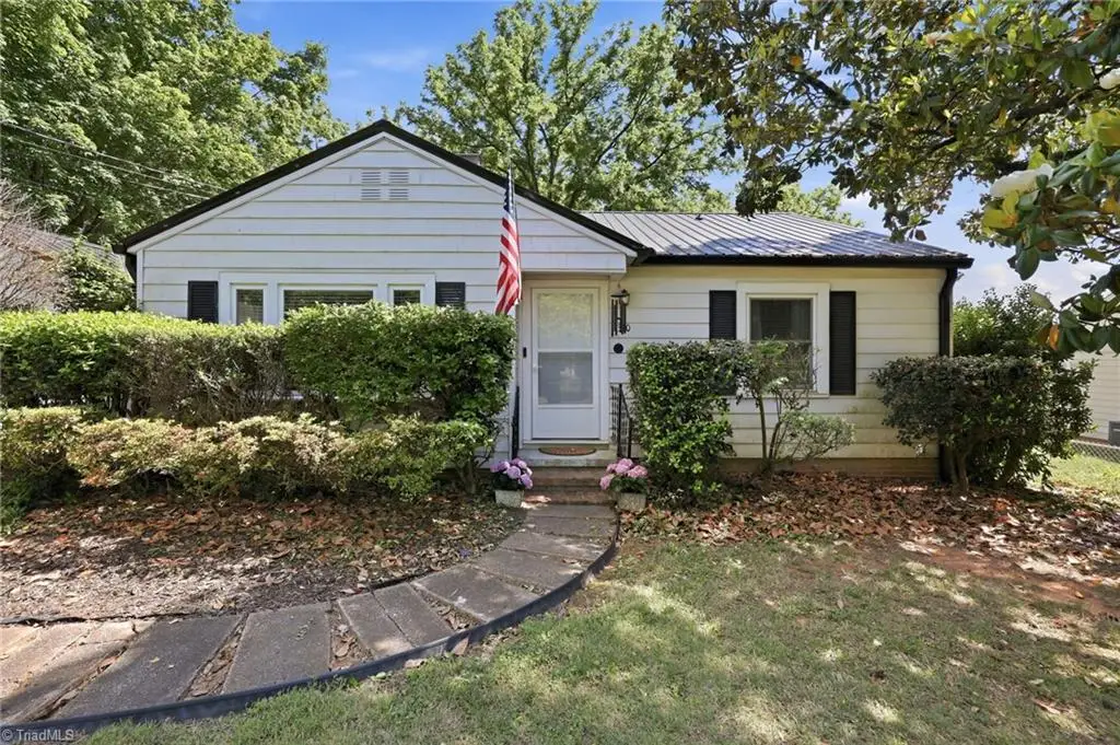 310 E Holly Hill Road, Thomasville, NC 27360 - #1