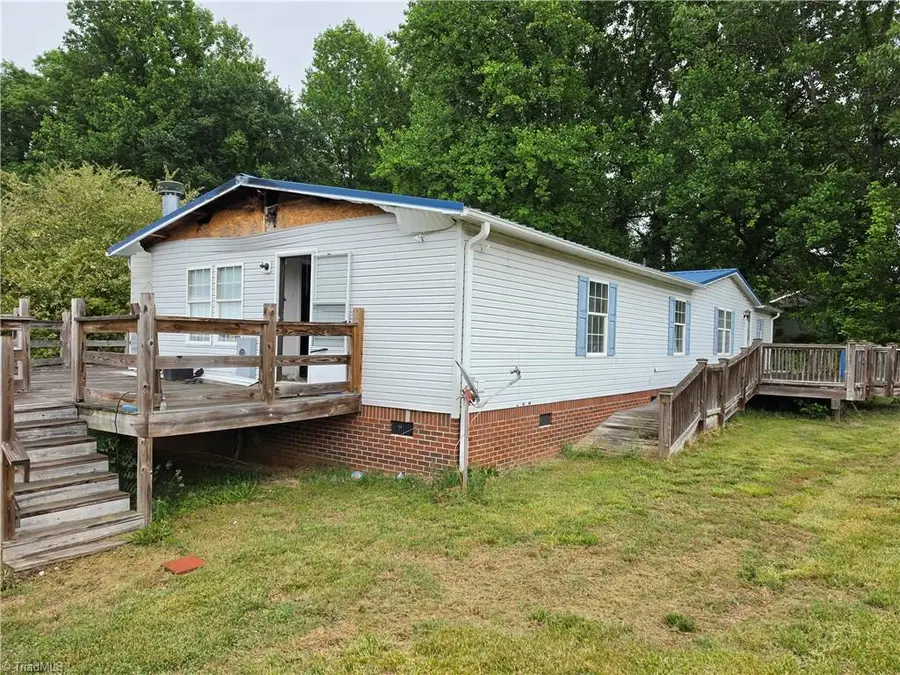 108 Carr Street, Jonesville, NC 28642 - #3