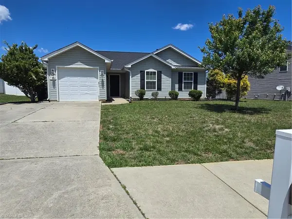 7312 Scenic Village Lane, Whitsett, NC 27377