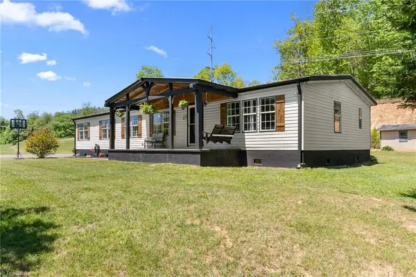 152 Pioneer Ridge, Sparta, NC 28675