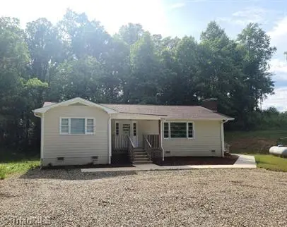 407 Brook Street, Wilkesboro, NC 28697 - #1