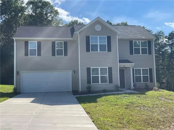 948 Brentwood Park Lane, Rural Hall, NC 27045