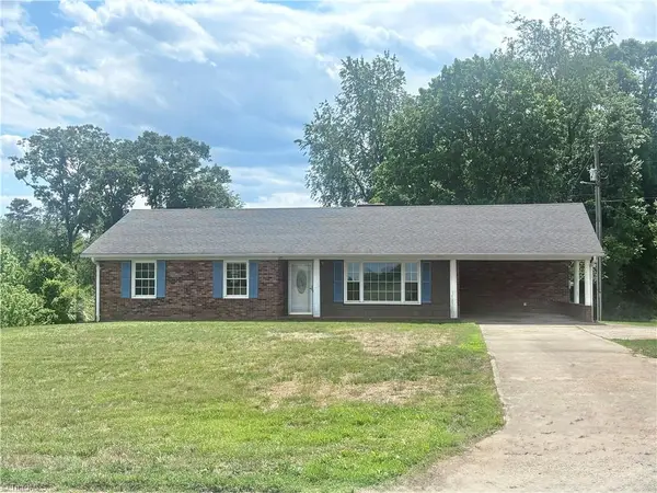 3625 Austin Little Mtn Road, Roaring River, NC 28669