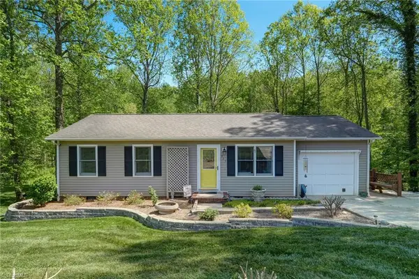 915 Quailmeadow Lane, Colfax, NC 27235