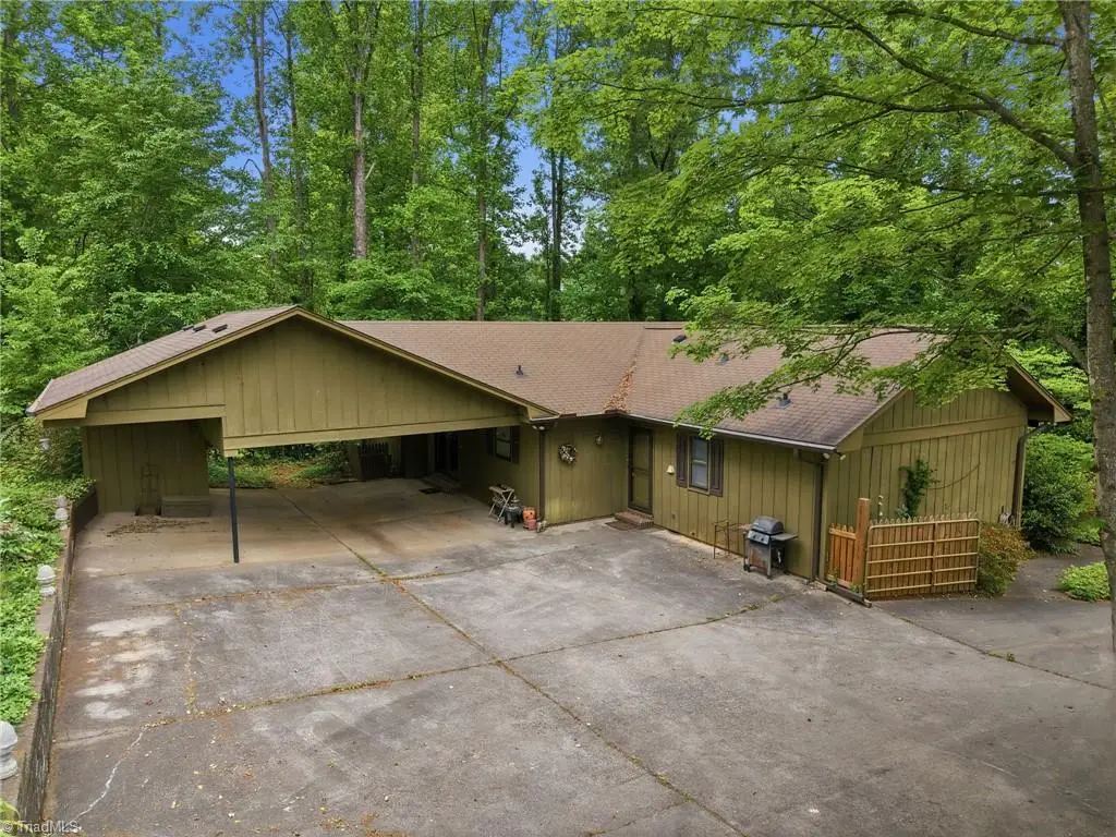 1021 Benjamin Parkway, Greensboro, NC 27408 - #1
