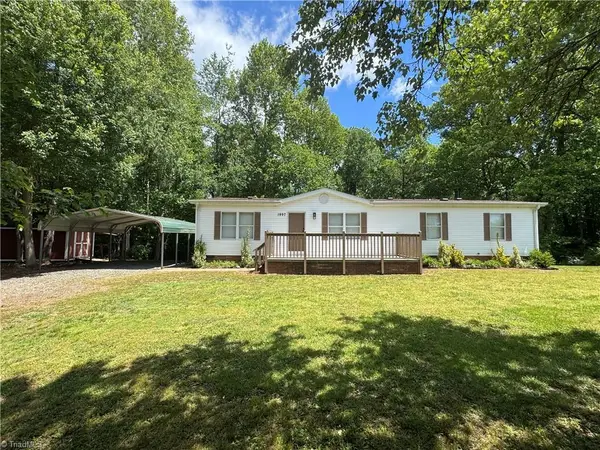 1997 Christian Home Church Road, Traphill, NC 28685