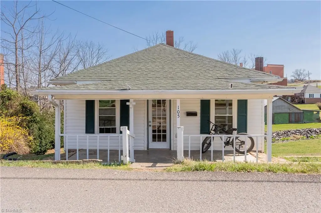 105 Swanson Street, Galax, VA 24333 - #1