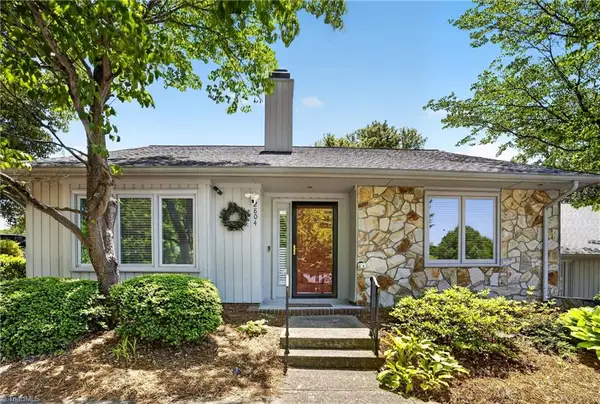 2804 Waters Edge Lane, Greensboro, NC 27410